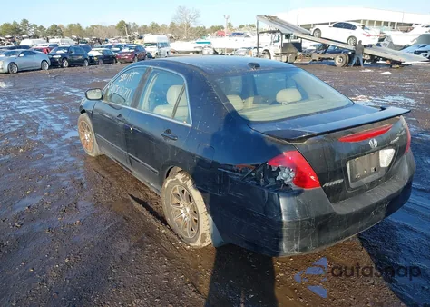 2006 Honda Accord 2.4 Ex from USA, damaged, VIN 1HGCM568X6A073232